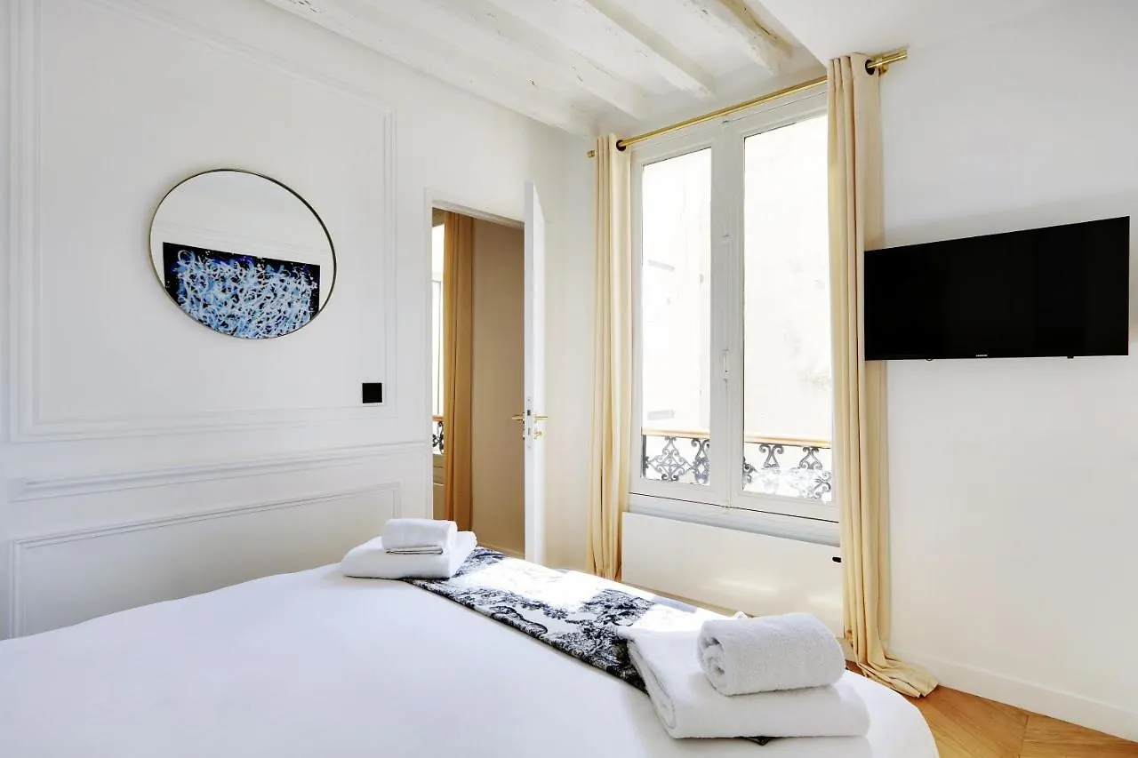 Pick A Flat'S Apartment On Rue Montorgueil Paris Frankrig