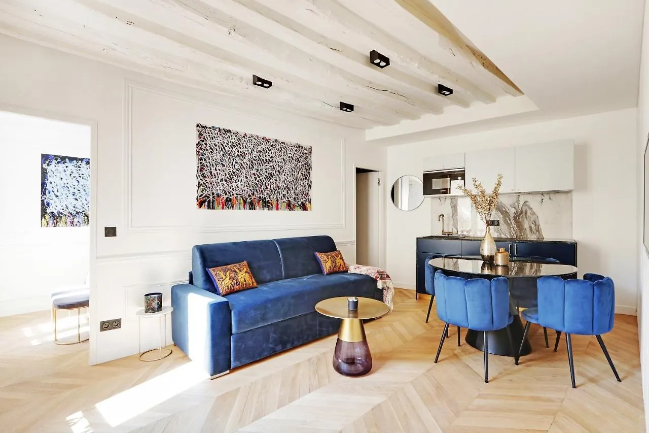 Pick A Flat'S Apartment On Rue Montorgueil Paris